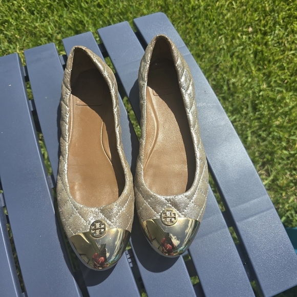 Tory Burch Women's Kaitlin Quilted Metallic Ballet Flats Size  9.5M Silver/Gold - Picture 15 of 16